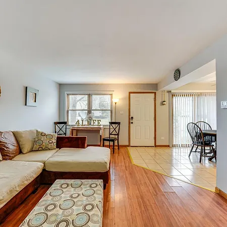 3 Mi To Credit Union 1 Amphitheatre Suburban Stay